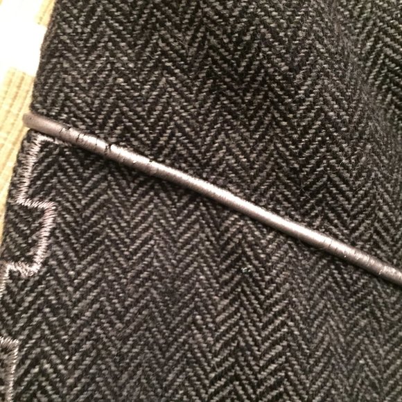 COCO & tashi grey embroidered wool blend full skirt - size S - Picture 8 of 9